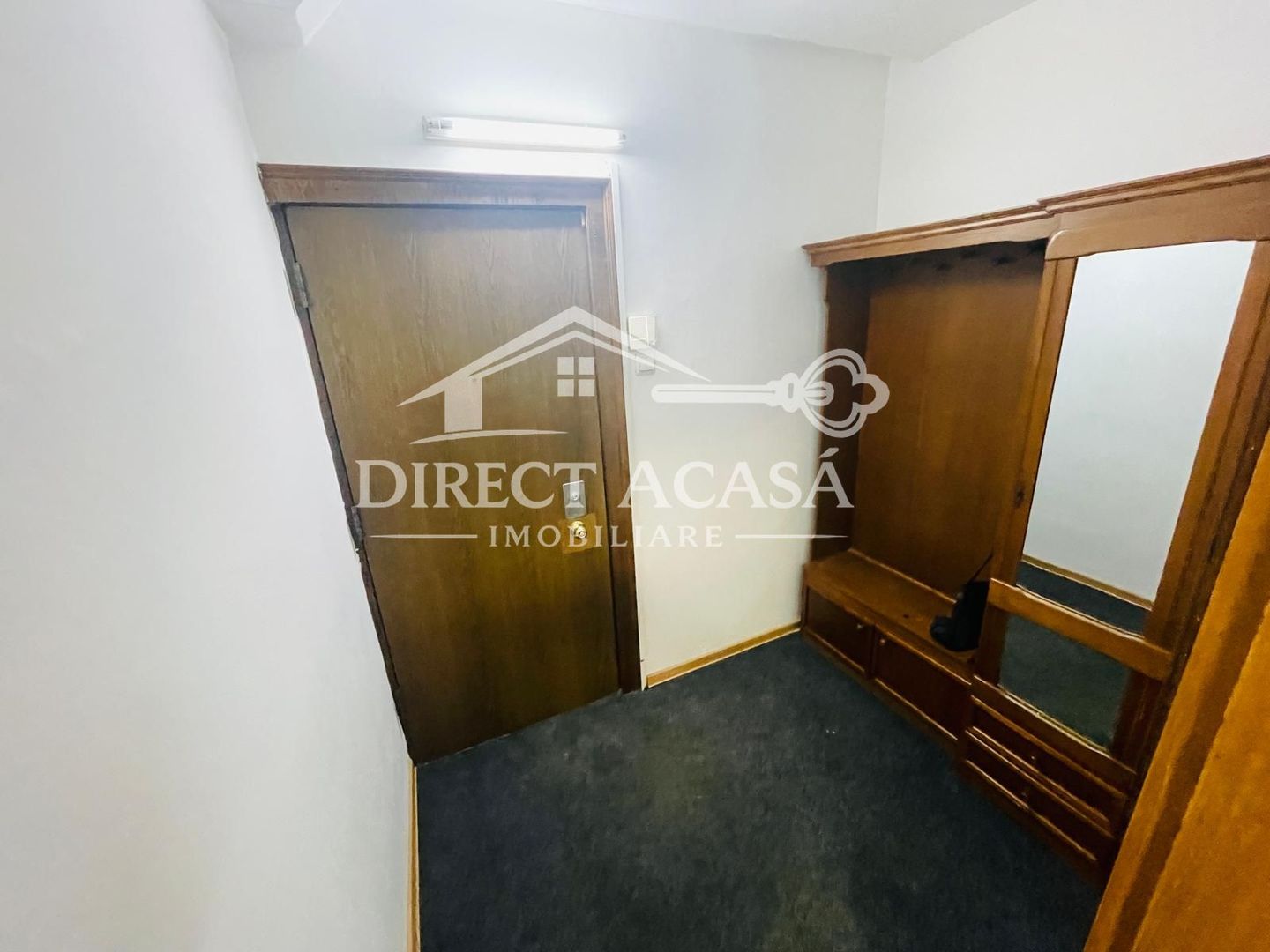 Apartament cu 3 camere de inchiriat-Central - Poză 9