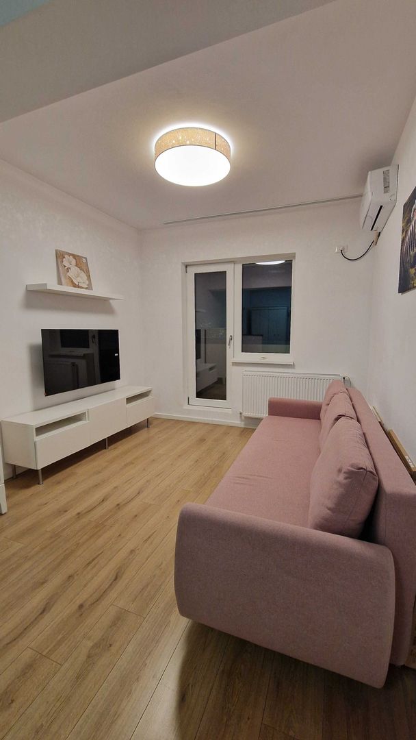 Apartament 2 camere de inchiriat | centrala proprie | parcare | metrou Pacii - Poză 1