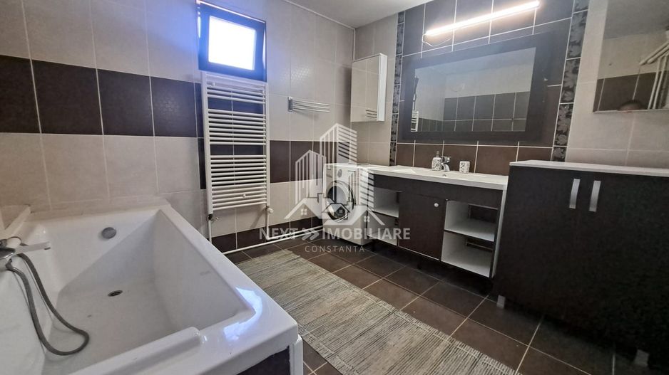 Casa 5 Camere Mangalia,  P+1, curte, loc de parcare - Poză 10