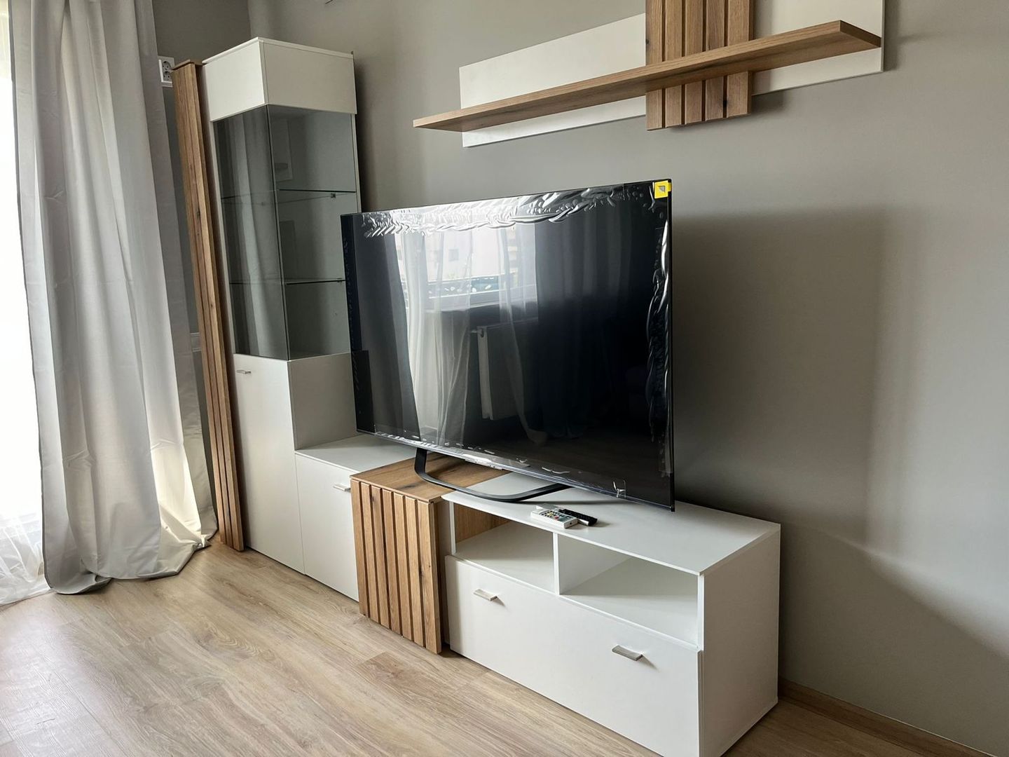 Apartament 2 camere decomandat, parcare subterana, 15 minute metrou - Poză 14
