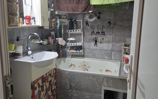 Apartament cu trei camere, Brancoveanu-Luica, 93.0000€ negociabil - Poză 8