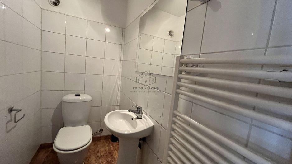 VILA CU 5 CAMERE LA INCHIRIERE PE MALUL LACULUI STRAULESTI - Poză 20