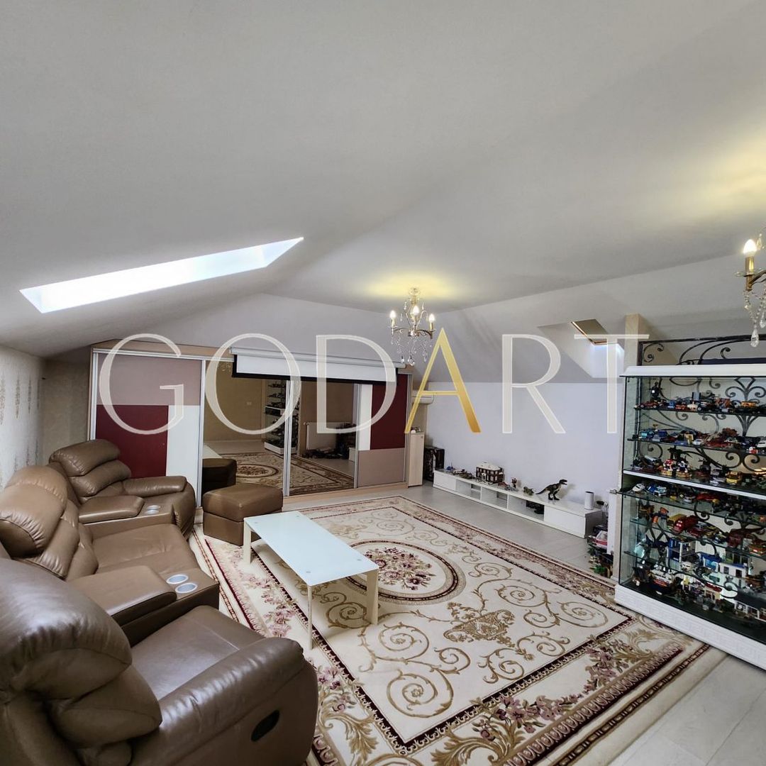 Resedinta exclusivista | Curte generoasa | Erou Iancu Nicolae - Poză 29