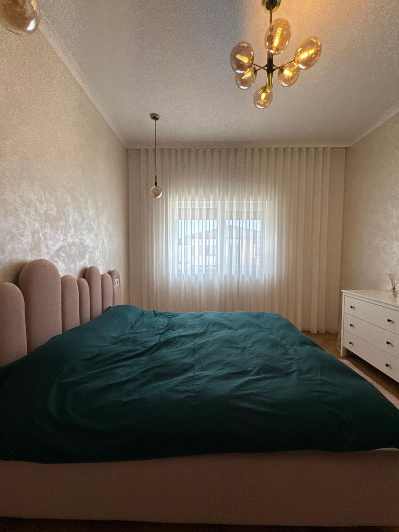 Vila mobilata ultra lux, curte mare, parcare acoperita-500 mp teren - Poză 19