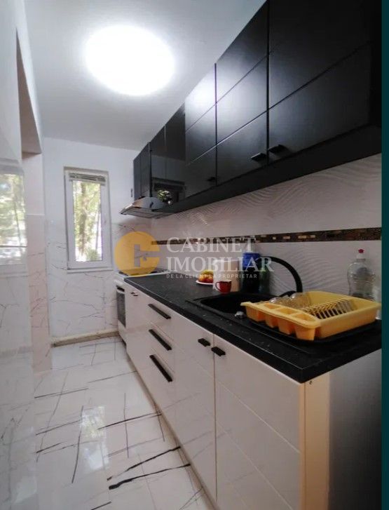Apartament 3 Camere - Podu Ros, Aleea Rozelor - Bloc Fara risc - Poză 1