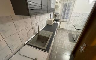 Apartament cu 4 camere, 85mp, Zona Fortuna - Poză 9