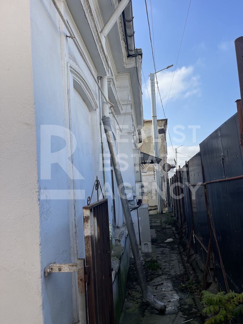 De vânzare – Clădire impresionantă, 11 camere, 9 dormitoare, Păcurari - Poză 12