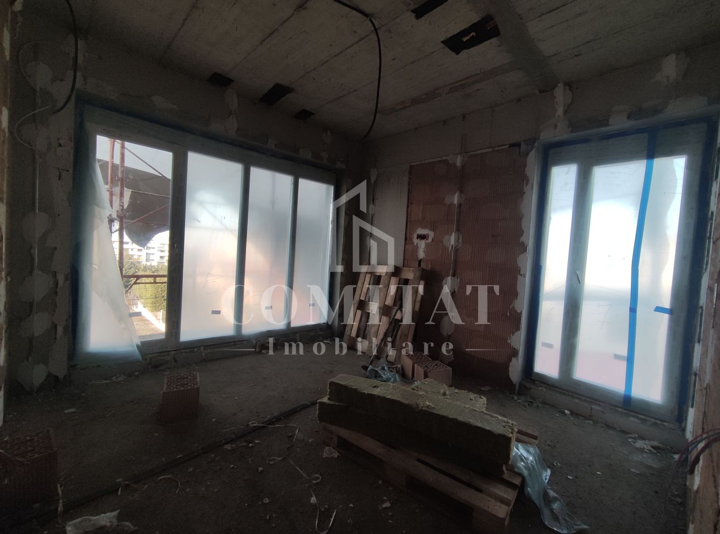 Apartament cu 3 camere | 100 mp | Europa - Poză 6