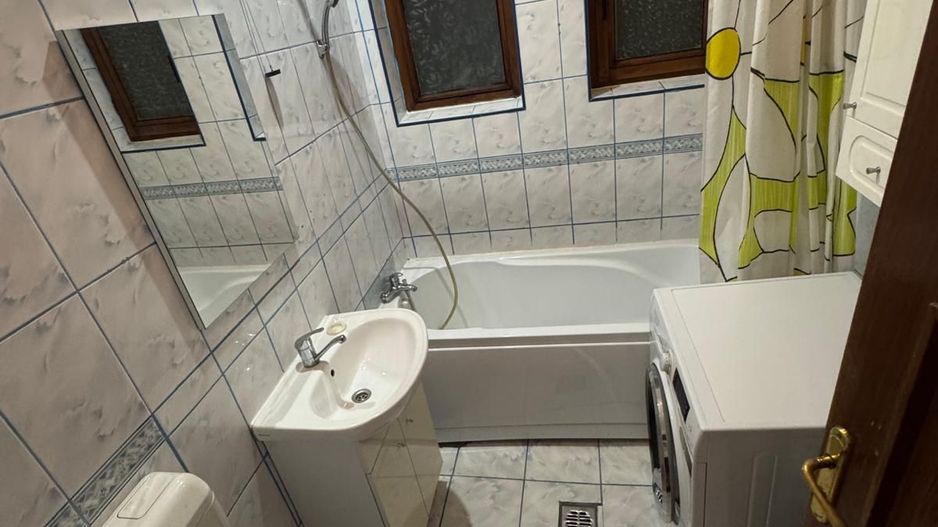 Decomandat 2 Camere Soseaua Giurgiului 78mp - Poză 12