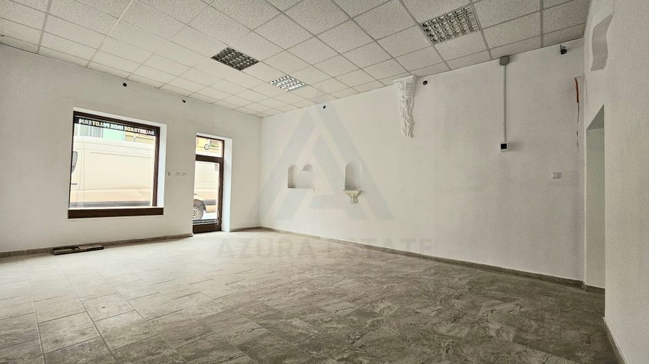 Spațiu Comercial Ultracentral  Zona 9 Mai  Trafic Pietonal Intens - Poză 5