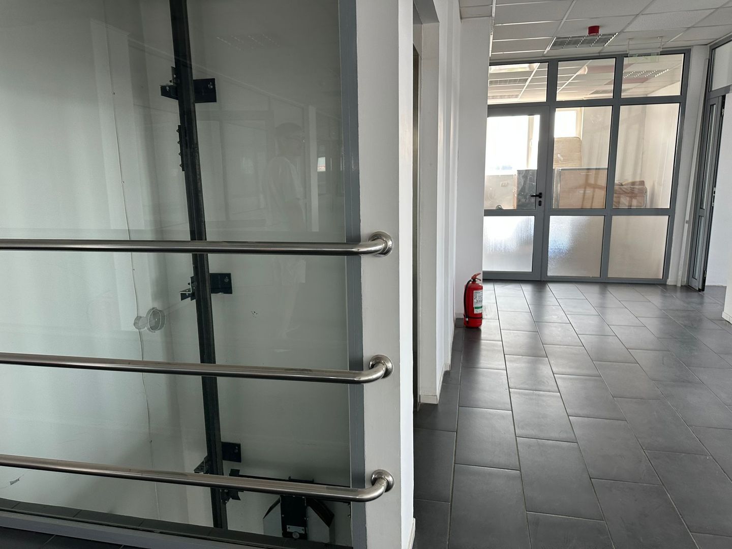 Spatiu depozitare - logistica 2.519 mp si birouri Chiajna A1 - Poză 14