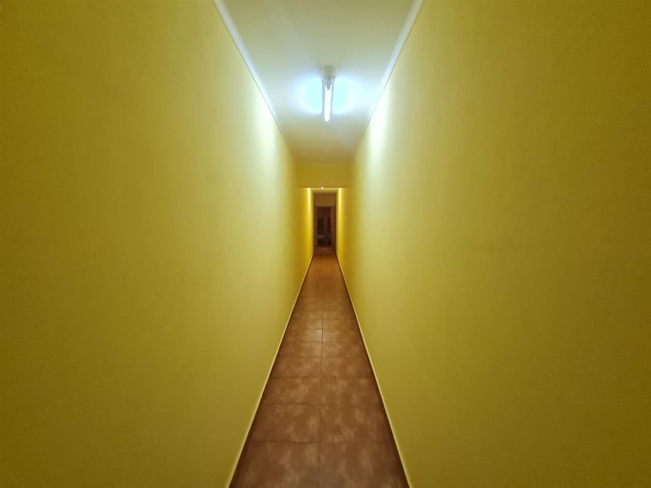 Cu 4.200mp teren, Vila cu potential turistic, in inima Predealului - Poză 18