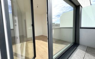 3 camere. Bucătărie închisă. Vedere panoramică. Reper Mall Colosseum - Poză 2