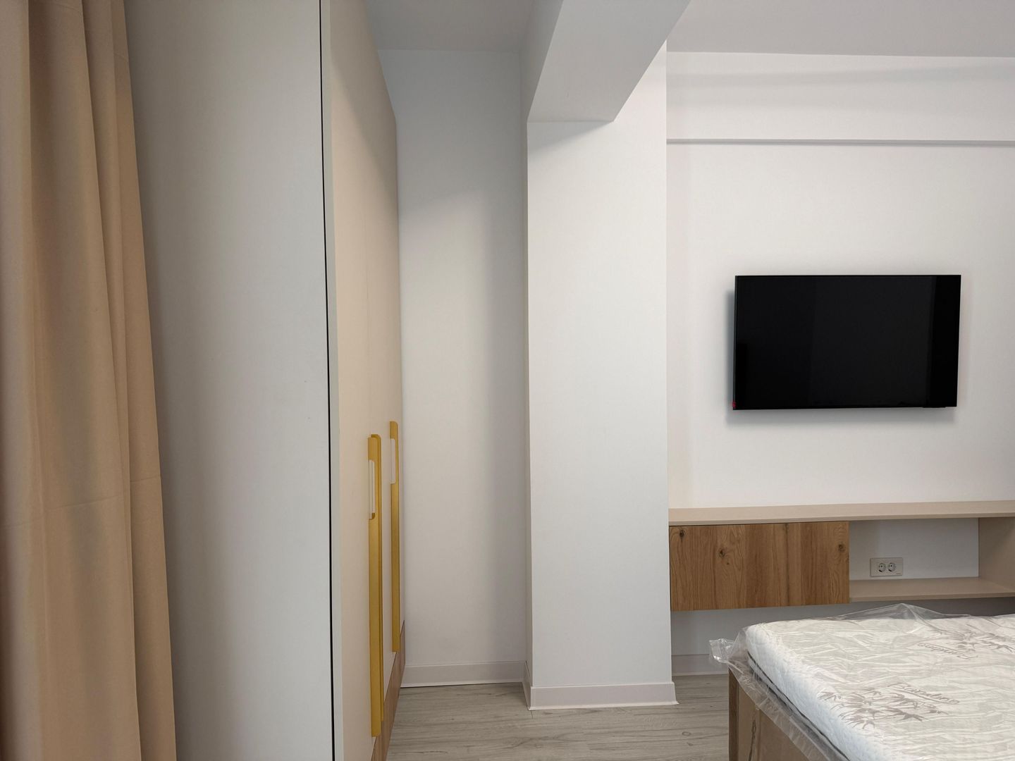 Apartament 2 camere de închiriat | Central Otopeni | Totul nou - Poză 7