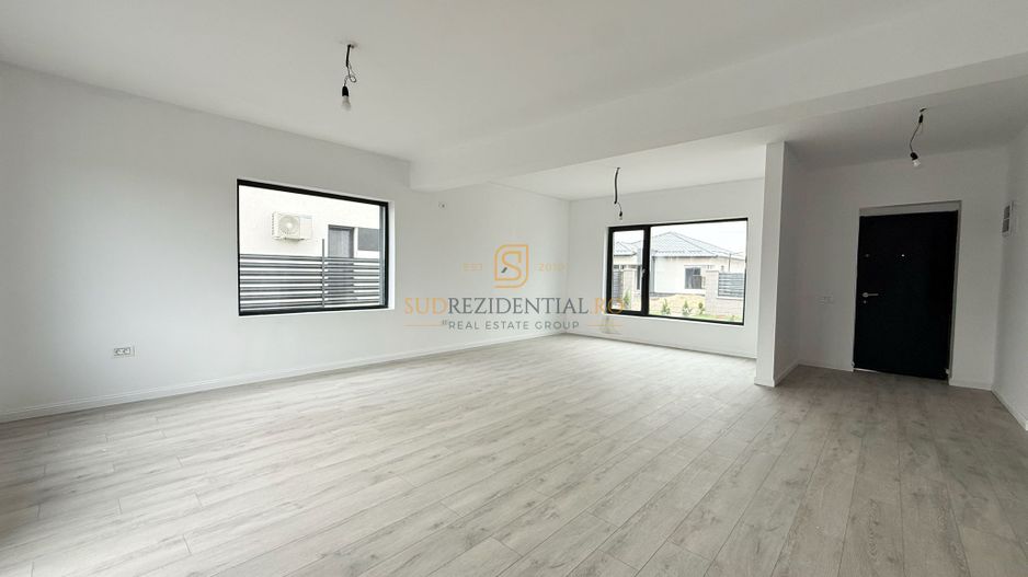 Casa Individuala cu 3 camere, 2 bai, teren 375 mp - zona centrala - Poză 8