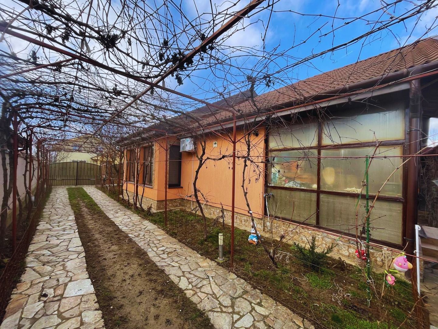 Casa Santandrei, zona linistita, gaz,curent,apa,teren 550 mp-219000Eur - Poză 3