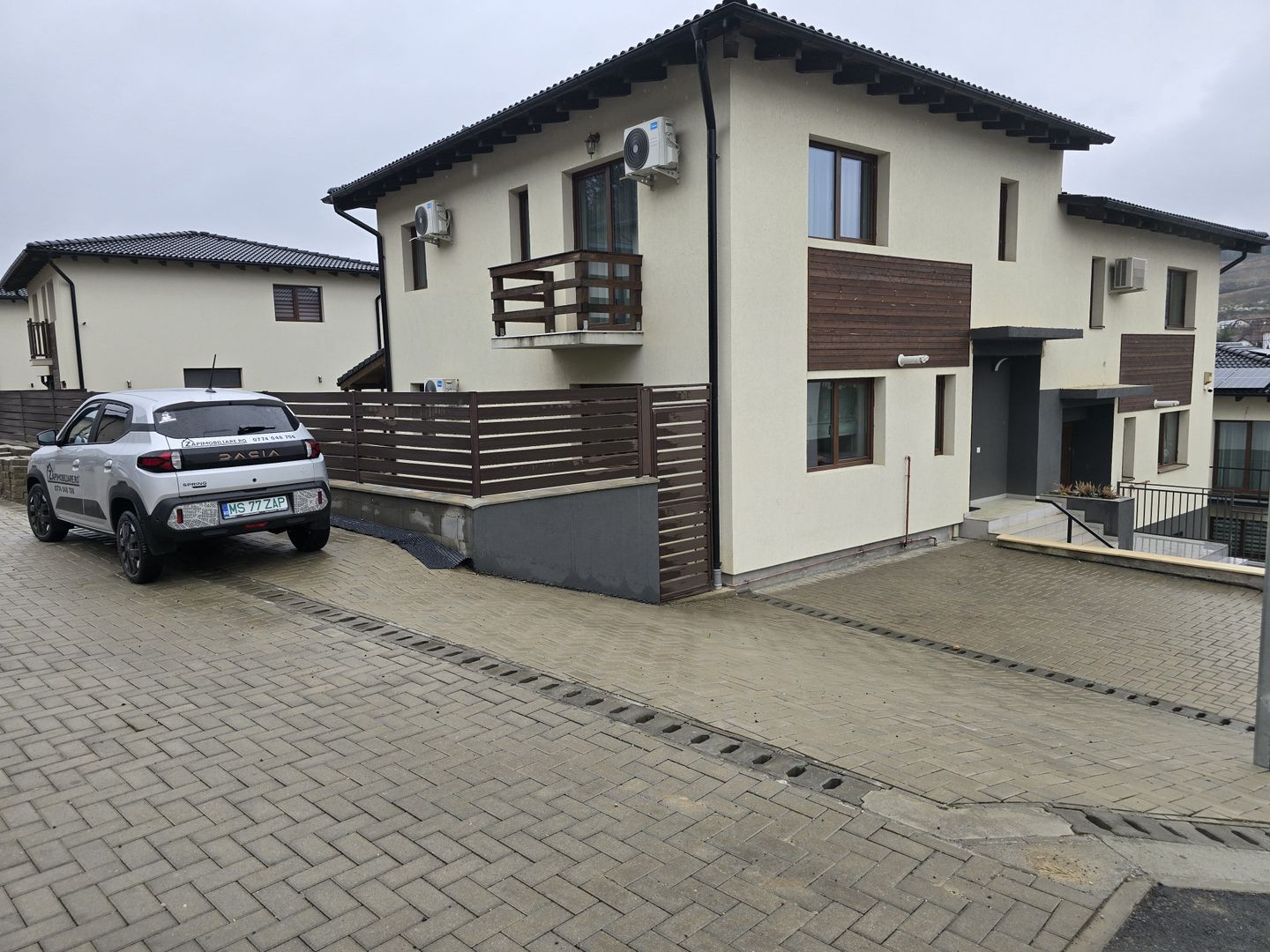Casa Lux 4 camere, 3 băi, 112mp, 282 mp teren, 0% comision - Poză 11