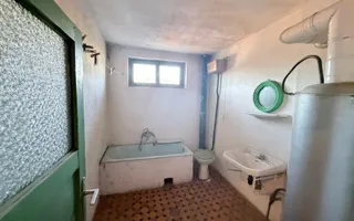 Apartament spațios  la casa- preț atractiv/COVASNA - Poză 11