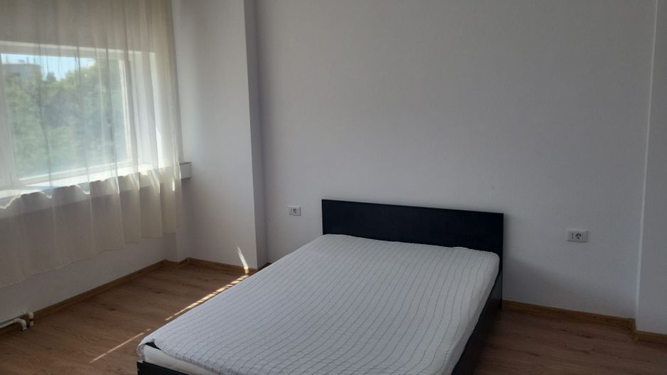 Apartament cu 4 camere  superb (100mp) - Poză 8