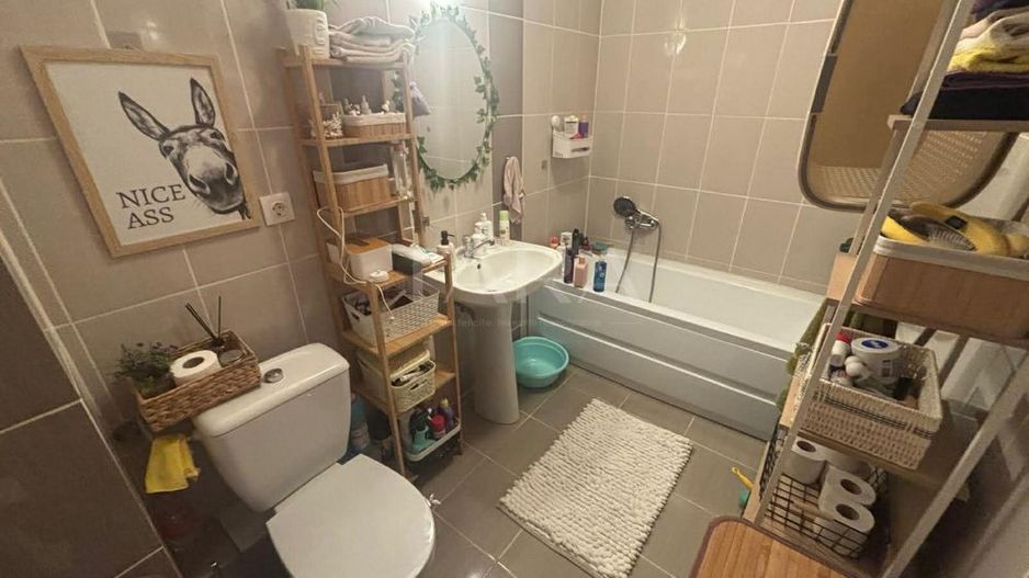 Apartament cu 3 camere, 57 mp, balcon și boxă – zona Panemar. - Poză 5