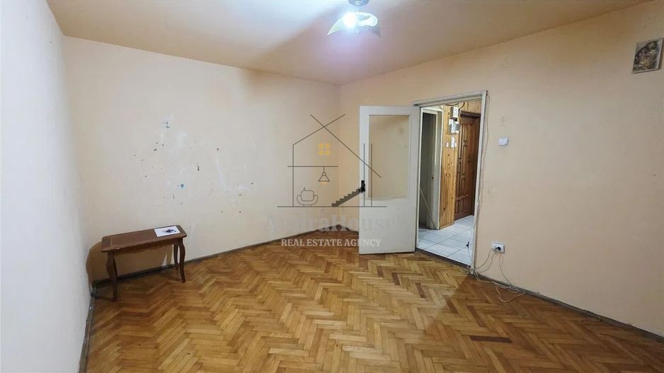 Apartament 4 camere si balcon zona Profi Grigorescu - Poză 2