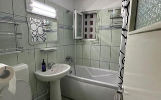 Apartament 3 camere, 66 m², etaj 2/4, lângă Palas, zonă liniștită, gata de mutat - Poză 7