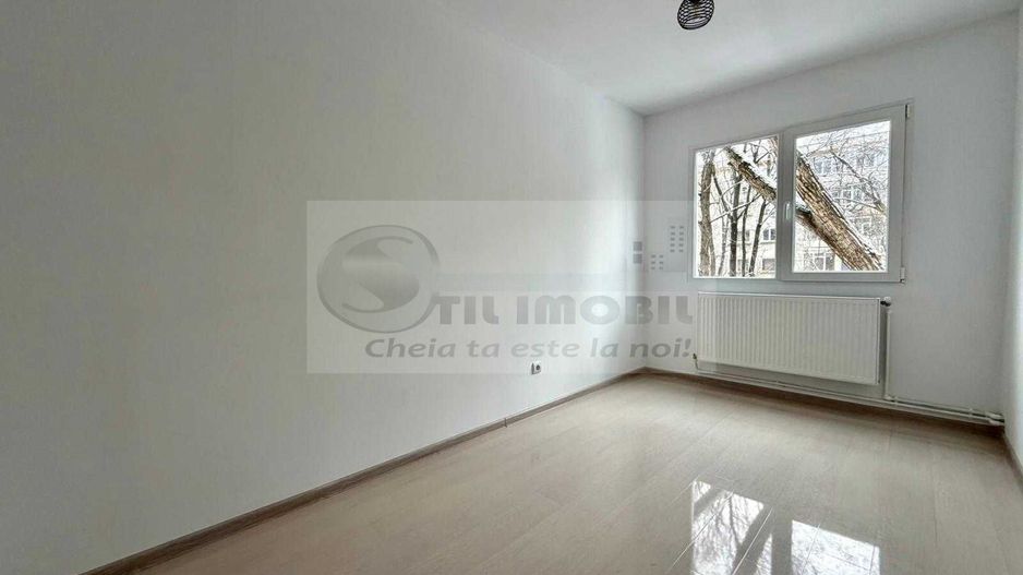 Apartament renovat 60 mp, Zona Podu Ros 128.000 Euro - Poză 5