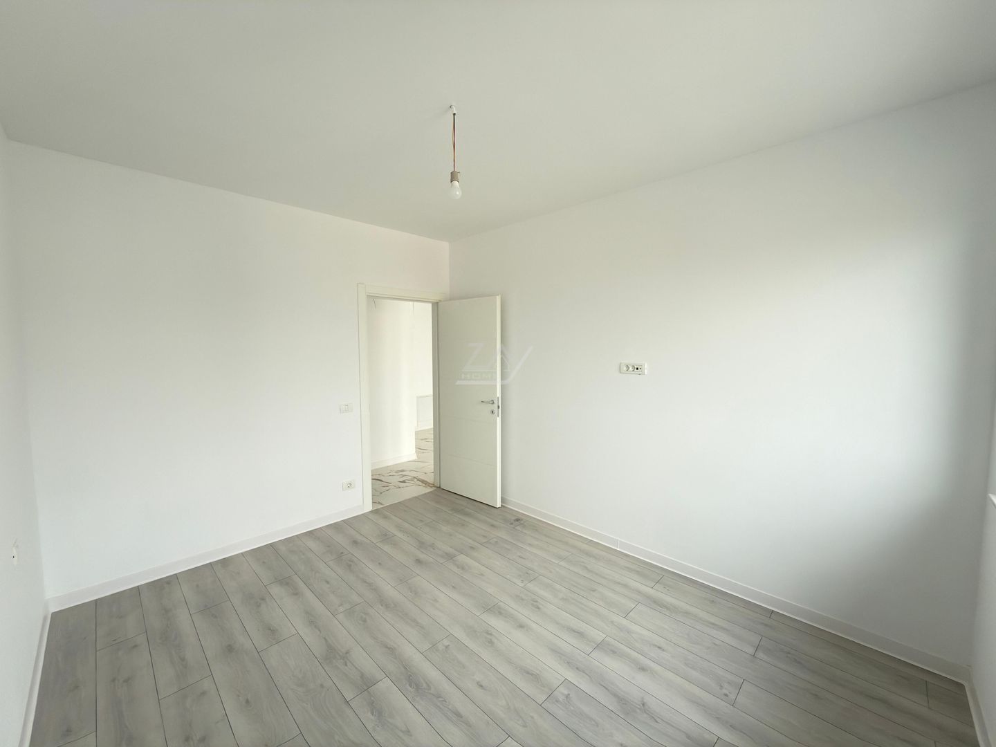 Bloc finalizat. Spatiu de depozitare. Loc de parcare. Clima - Poză 8