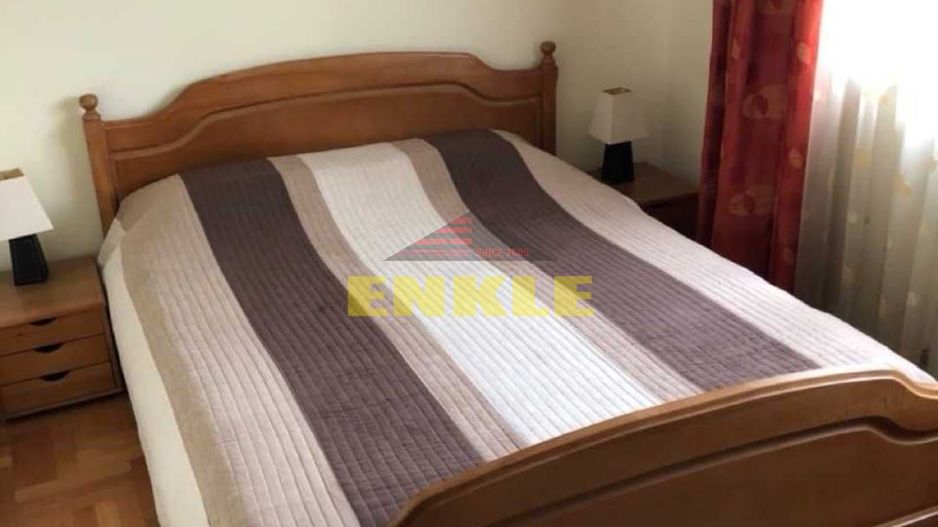 De închiriat apartament 4 camere, zona Marchian - Poză 3