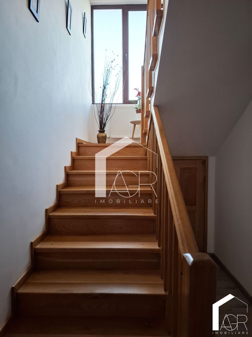 Vila cu 7 camere de vanzare in Paulesti - Poză 11