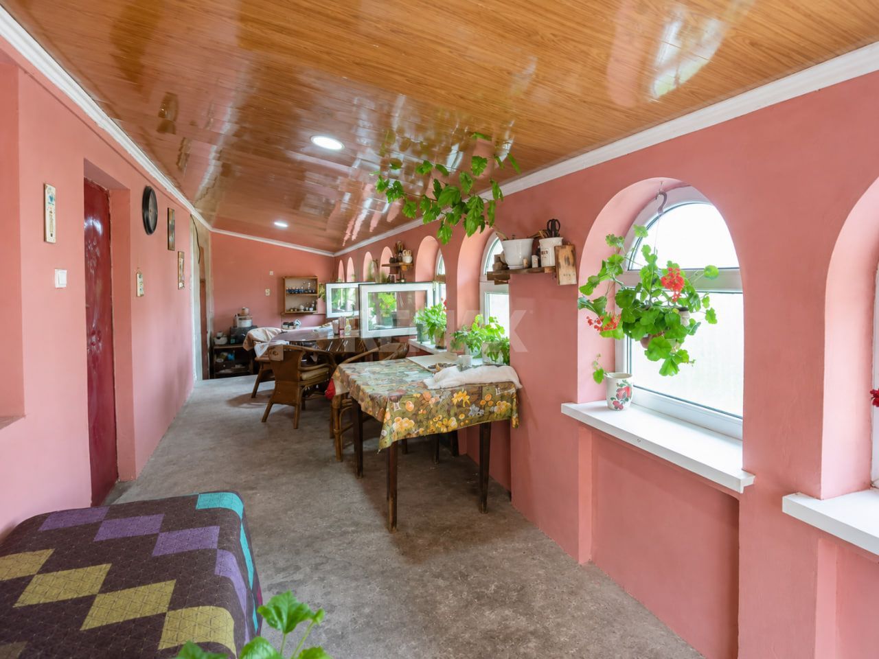 Strășeni.  Apartament la sol cu 3 dormitoare + living, teren și garaj. - Poză 10