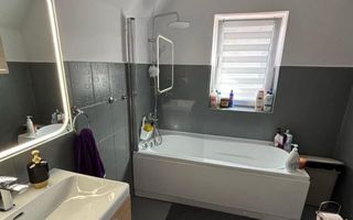 Casa individuala la cheie, 110 mp+588mp Teren, parcare, Zona Europa - Poză 6
