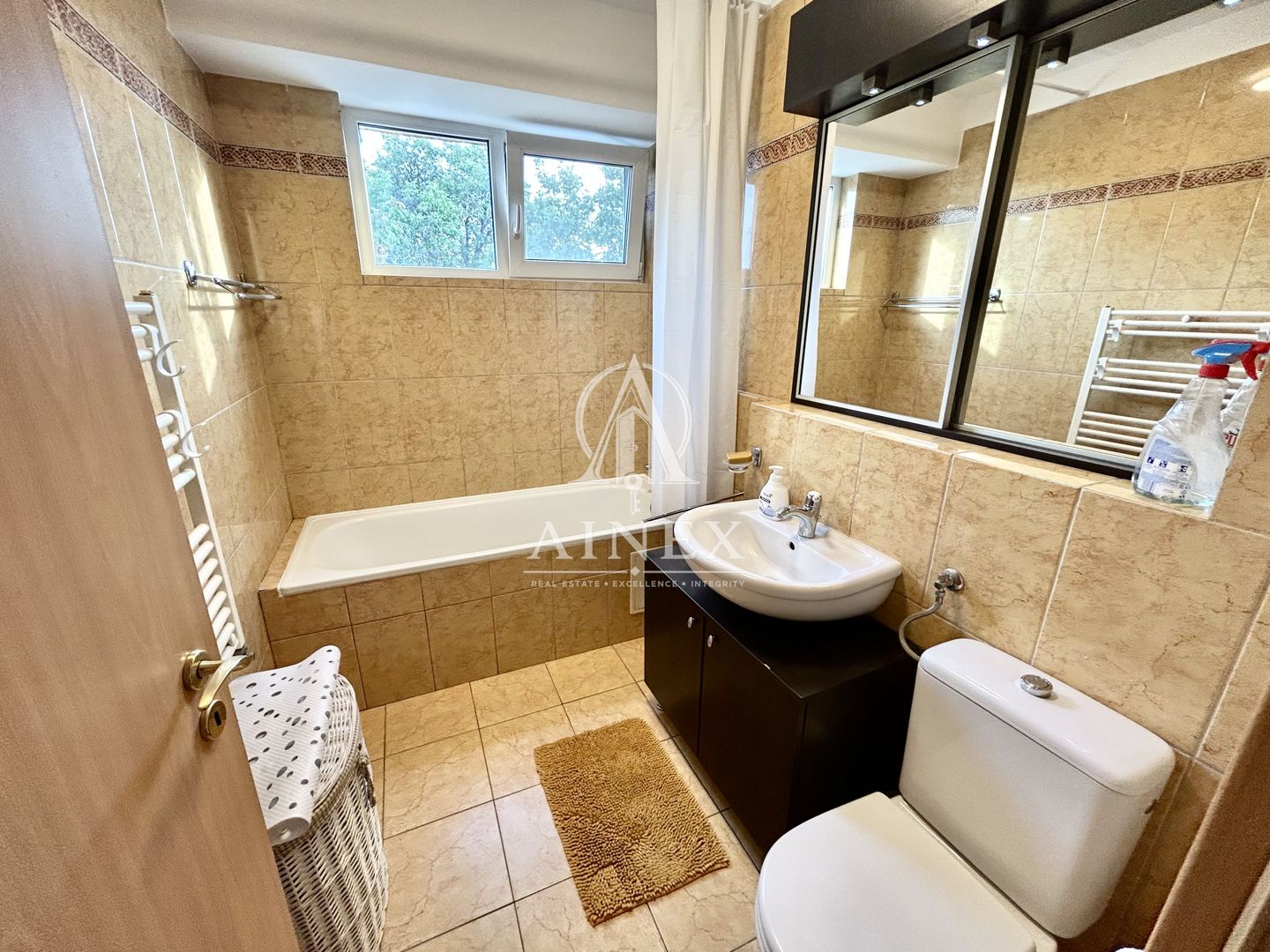 OCAZIE APARTAMENT 2CAMERE LIPOVEI - Poză 3