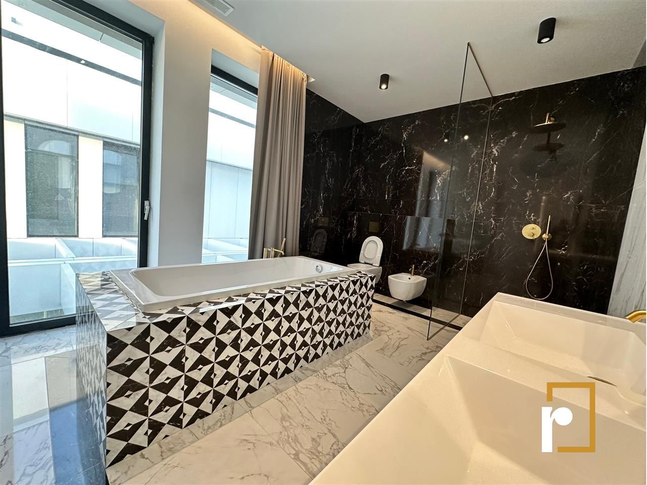 VILA PREMIUM | PIPERA| ROOFTOP | SPA - Poză 24