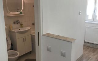 BRASADAS vinde garsoniera la etajul 4/4 in zona Careiului. - Poză 8