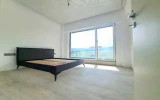 Casa cu piscina interioara si priveliste catre Cetatea Cisnadioarei - Poză 24