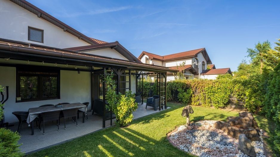 De vanzare | Casa deosebita cu 4 camere | Corbeanca - Poză 1