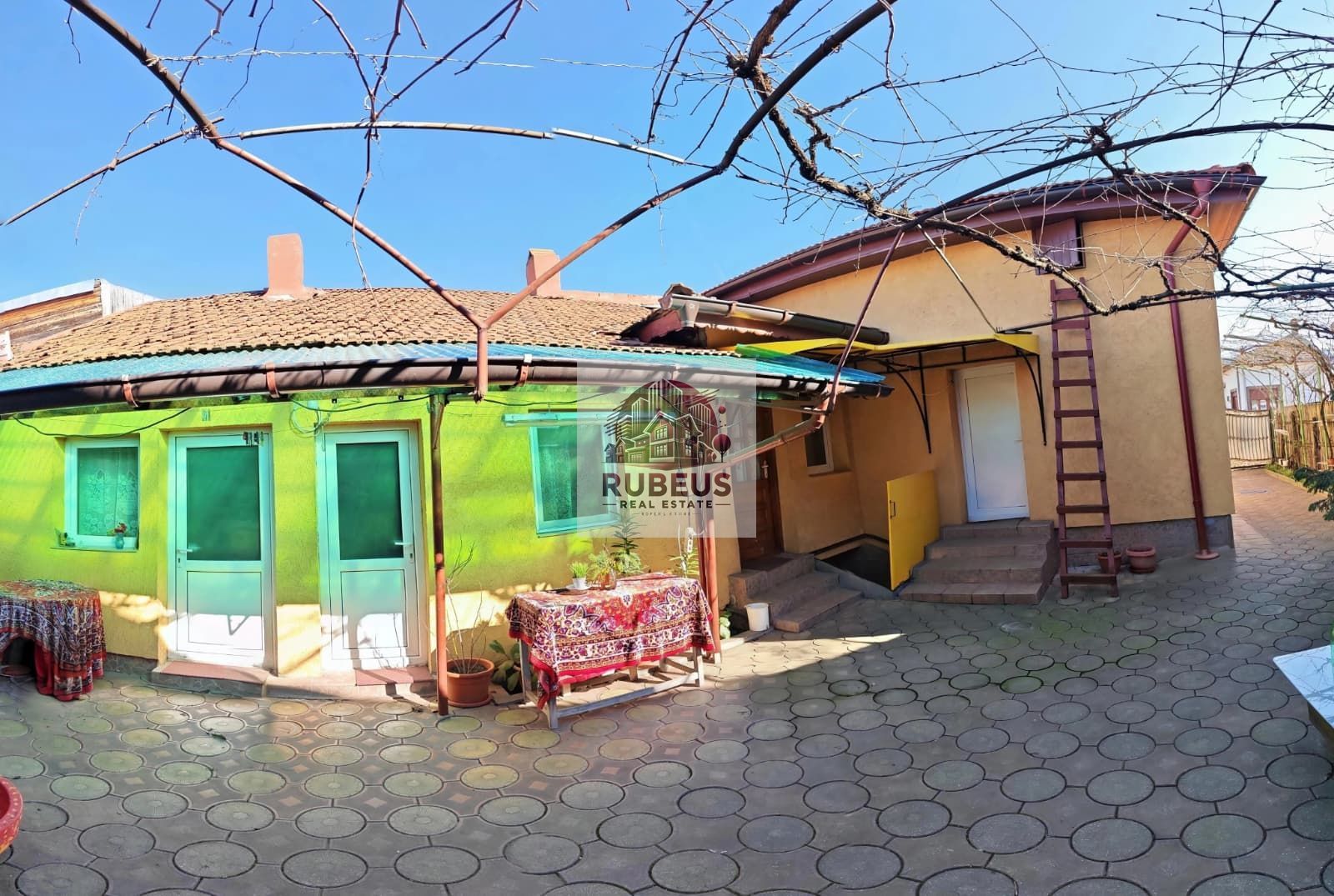 Casa cu personalitate in Calomfirescu – spatiu, liniste si teren gener - Poză 24