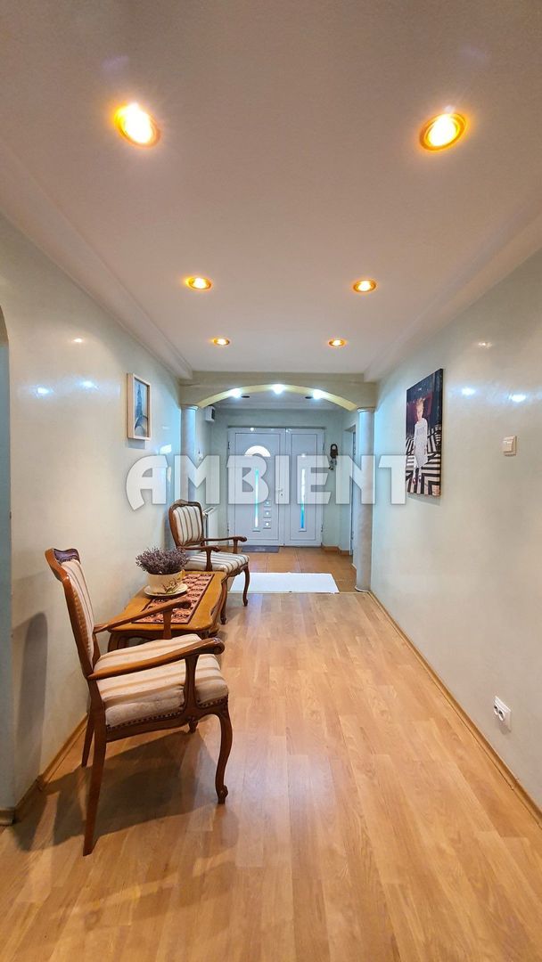 Vilă P+1E+M, ideală pentru activități comerciale, zona Donici; - Poză 10