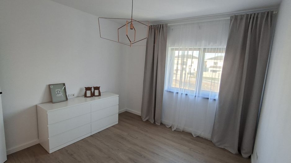 Duplex cu 5 camere la prima inchiriere - Poză 22