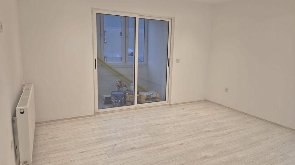 BRASADAS vinde ap 4 cam etaj 3/4 in Micro 16. - Poză 4