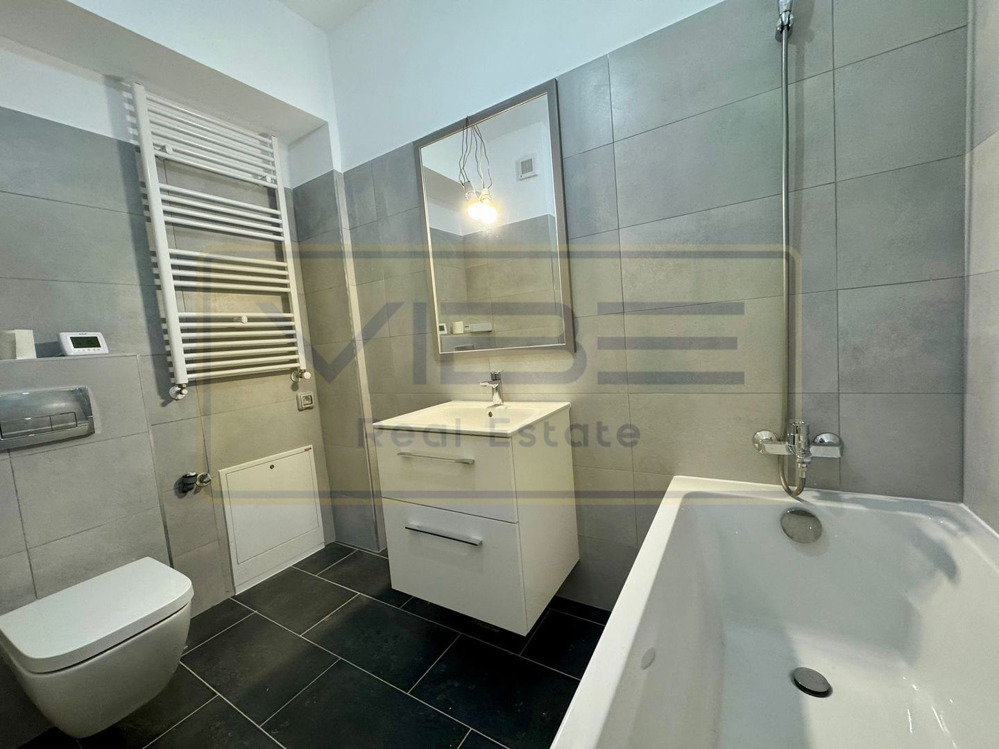 Apartament 2 camere premium Unirea Towers - Podu Ros - Poză 21