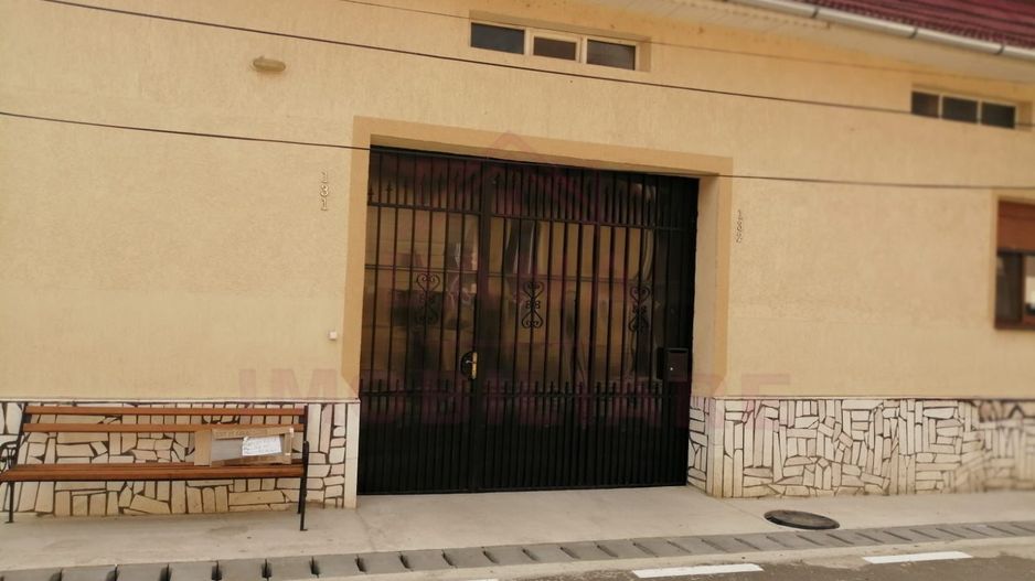 PROPRIETATE CU 2 CASE ȘI CURTE\VALEA TIMIȘULUI\JUD.CS - Poză 2