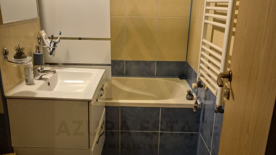 Apartament 3 camere 2 dormitoare pivnita in Vasile Aaron - Poză 16