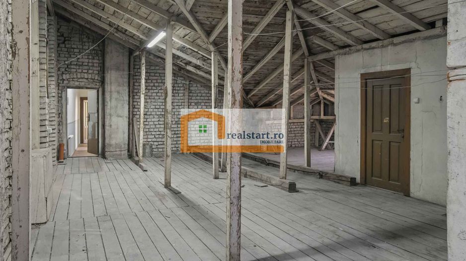 Vila individuala, S+P+E+Pod, curte 500mp, ideal Bistro-caffe, birouri - Poză 33