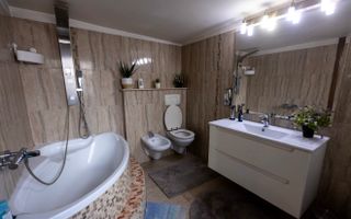 Casa individuala cu 4 camere in zona Fratelia - Poză 23