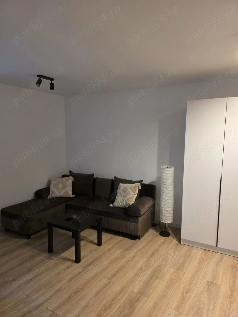 Închiriez garsonieră, Unirii, individuală, centrală proprie - Poză 3