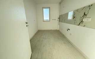 Apartament finalizat cu 2 camere decomandat in Giroc - Poză 3