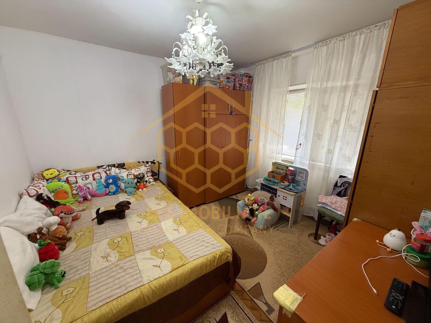 Apartament 3 camere , decomandat in 1Mai - Comision 0% - Poză 4