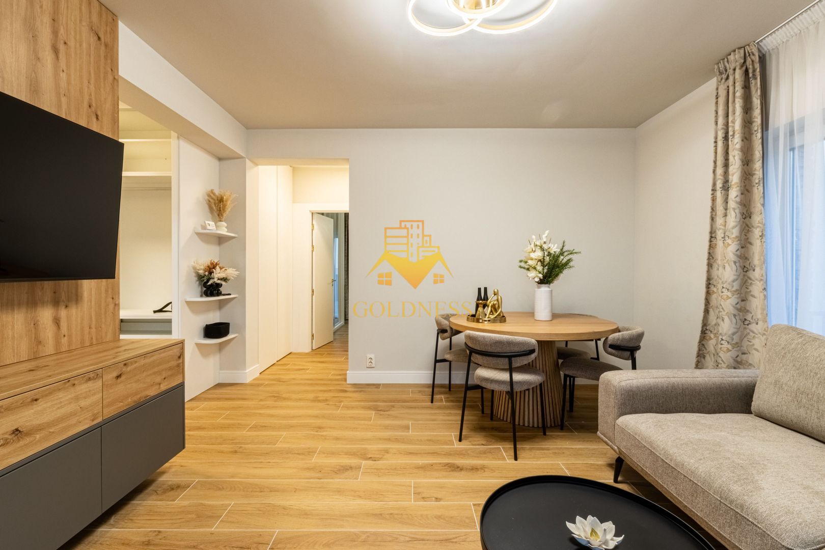 2 camere, modern, bloc nou, garaj,Europa zona Complex Luminia,Moldovan - Poză 5